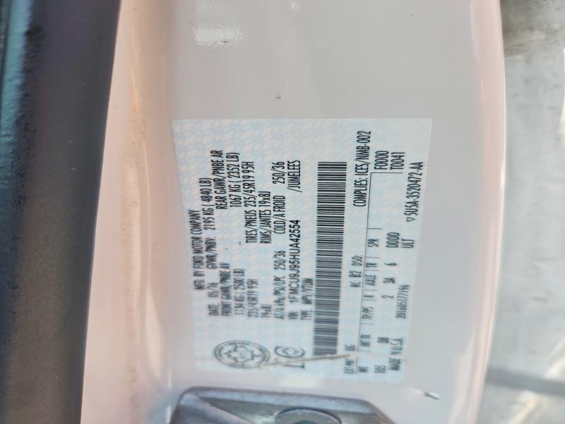 Photo 14 from auction – 2017 FORD ESCAPE with VIN 1FMCU9J95HUA42554