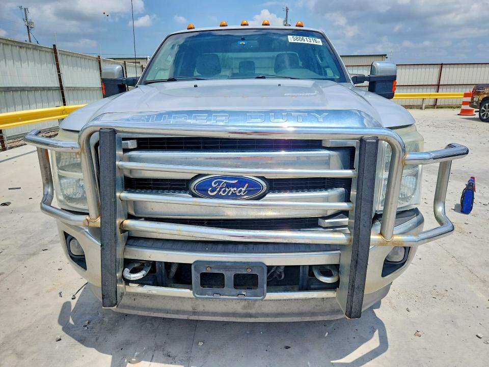 Photo 5 from auction – 2011 FORD F250 with VIN 1FT7X2B67BED02821