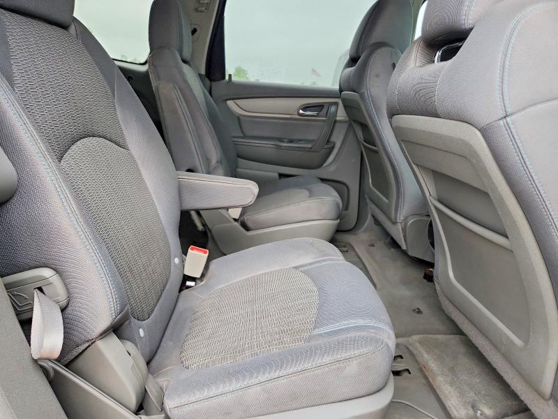 Photo 11 from auction – 2017 CHEVROLET TRAVERSE with VIN 1GNKVGKD4HJ345726