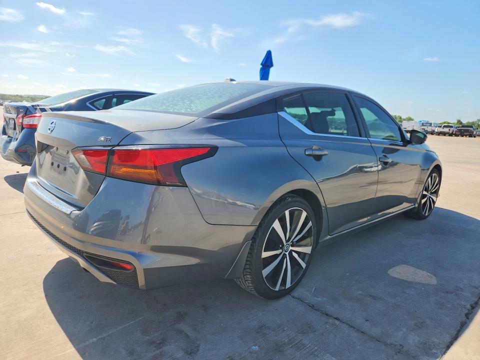 Photo 3 from auction – 2019 NISSAN ALTIMA with VIN 1N4BL4CV8KN321164