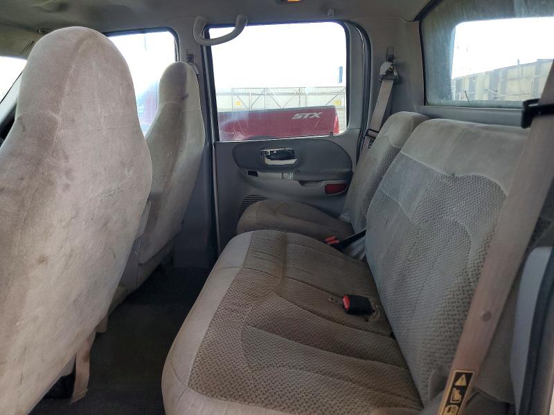 Photo 10 from auction – 2001 FORD F150 with VIN 1FTRW07W11KE56076