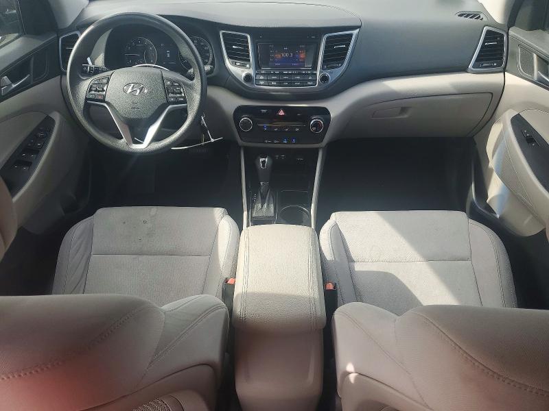 Снимка 8 от търг – 2017 HYUNDAI TUCSON с VIN KM8J3CA41HU260356