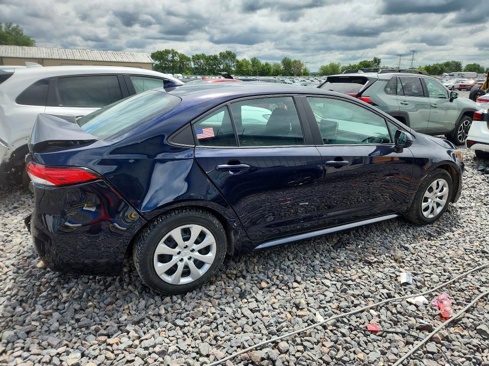 Photo 3 from auction – 2021 TOYOTA COROLLA with VIN 5YFEPMAE6MP161919