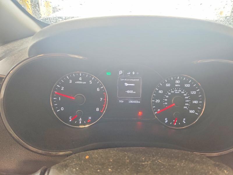 Photo 9 from auction – 2017 KIA FORTE with VIN 3KPFL4A75HE141623