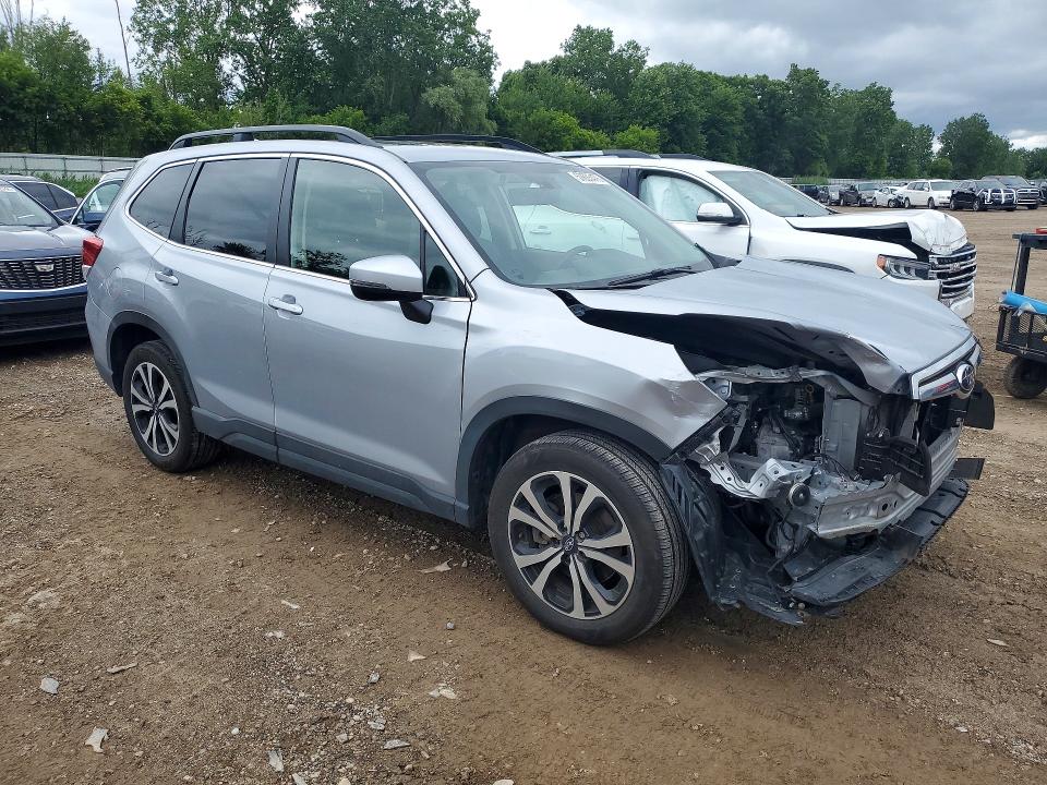 Photo 4 from auction – 2021 SUBARU FORESTER with VIN JF2SKAUC8MH560886