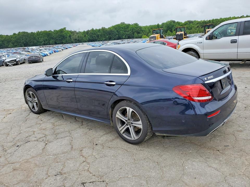 Photo 2 from auction – 2018 MERCEDES-BENZ E with VIN WDDZF4KB2JA336603