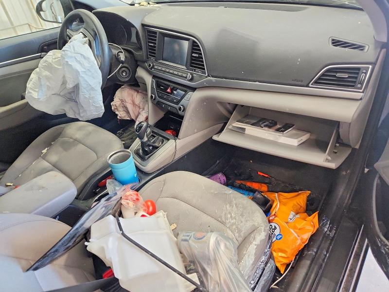 Photo 8 from auction – 2017 HYUNDAI ELANTRA with VIN 5NPD84LF6HH125035