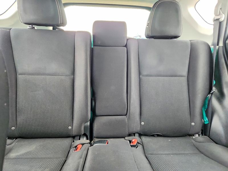 Photo 10 from auction – 2014 TOYOTA RAV4 with VIN 2T3WFREV8EW109892