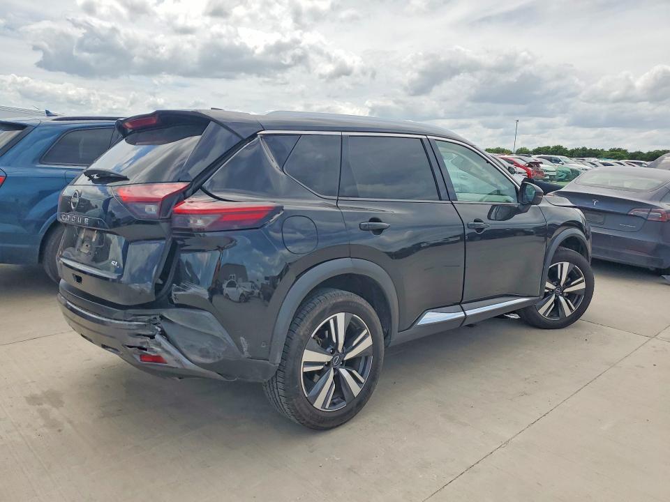 Photo 3 from auction – 2023 NISSAN ROGUE with VIN 5N1BT3CA2PC797233