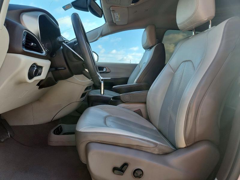 Photo 7 from auction – 2020 CHRYSLER VOYAGER with VIN 2C4RC1DG9LR265411