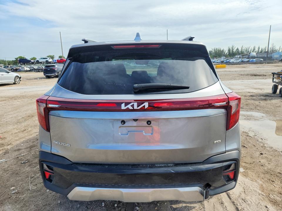 Photo 6 from auction – 2024 KIA SELTOS with VIN KNDETCA70R7542326