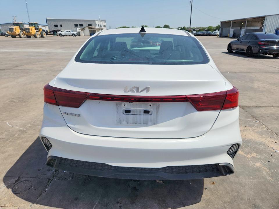 Photo 6 from auction – 2024 KIA FORTE with VIN 3KPF24AD0RE779661