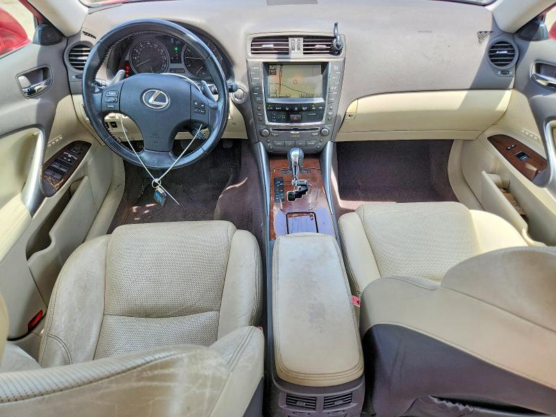 Photo 8 from auction – 2010 LEXUS IS with VIN JTHCF5C22A2033091