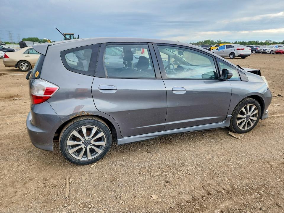 Photo 3 from auction – 2013 HONDA FIT with VIN JHMGE8H53DC073431