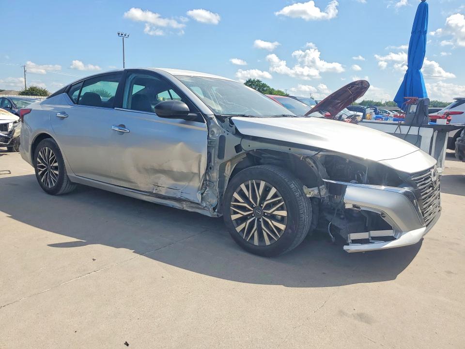 Photo 4 from auction – 2025 NISSAN ALTIMA with VIN 1N4BL4DV1SN379289