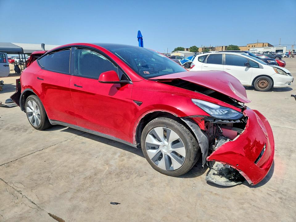 Photo 4 from auction – 2021 TESLA MODEL Y with VIN 5YJYGDEE9MF264335