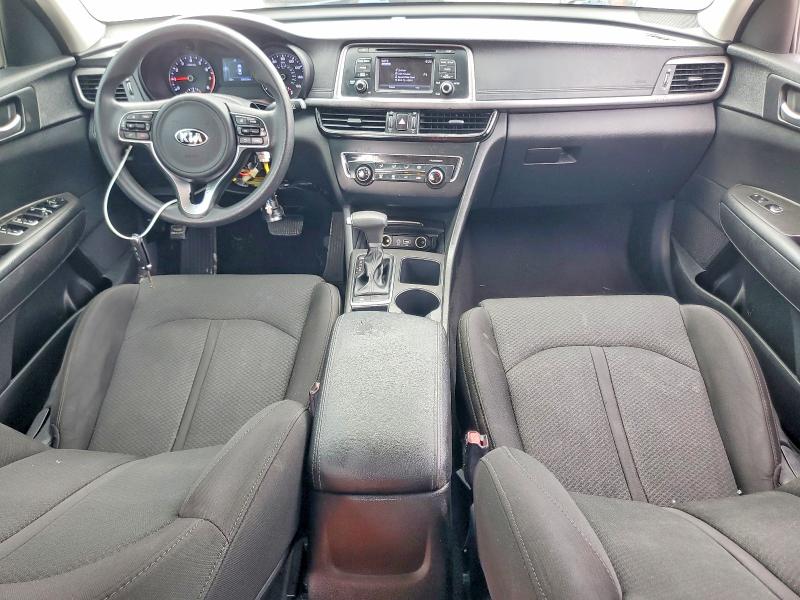 Снимка 8 от търг – 2017 KIA OPTIMA с VIN 5XXGT4L33HG171273