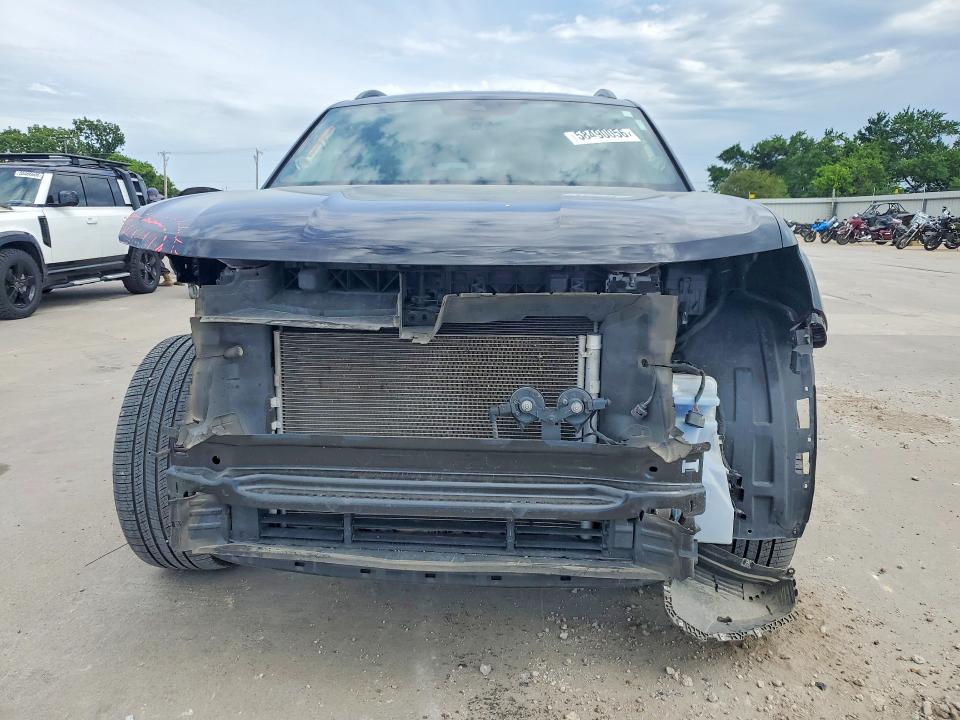 Photo 5 from auction – 2024 VOLKSWAGEN ATLAS with VIN 1V2WR2CA2RC602845