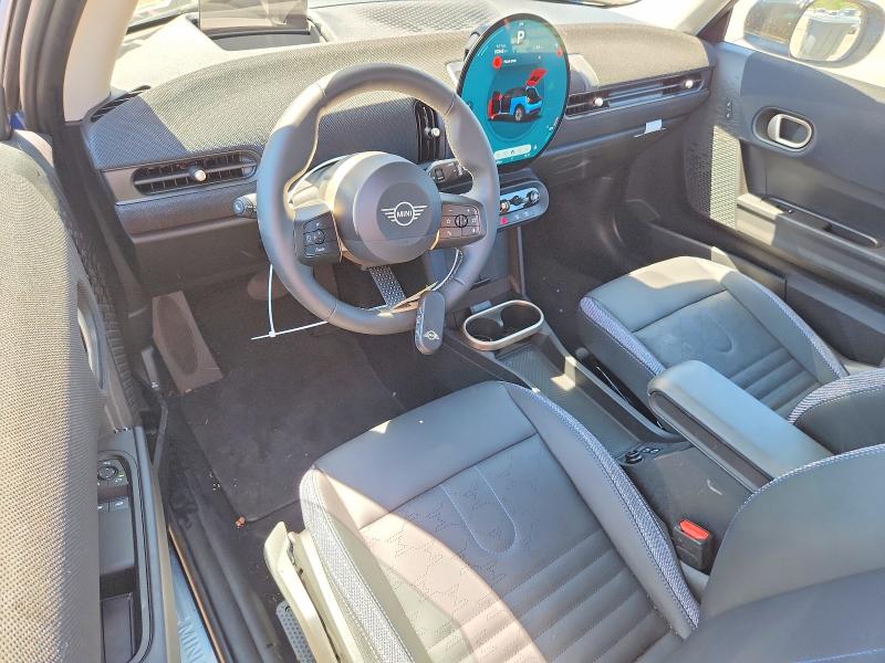 Photo 8 from auction – 2025 MINI COOPER with VIN WMW23GD01S2W68400