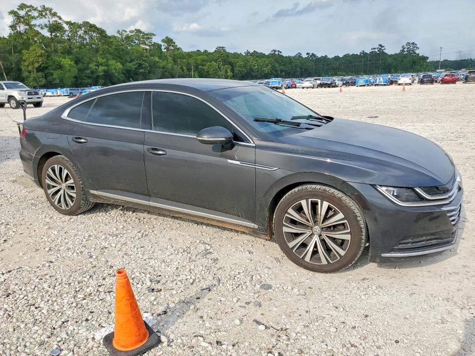Photo 4 from auction – 2019 VOLKSWAGEN ARTEON with VIN WVWBR7AN8KE000884