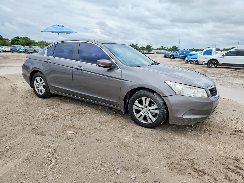 Photo 4 from auction – 2008 HONDA ACCORD with VIN JHMCP26408C044538