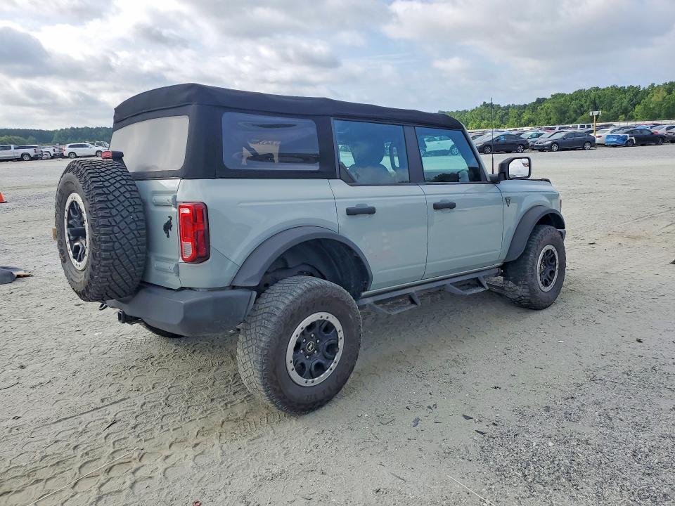 Photo 3 from auction – 2022 FORD BRONCO with VIN 1FMDE5DH1NLB63953