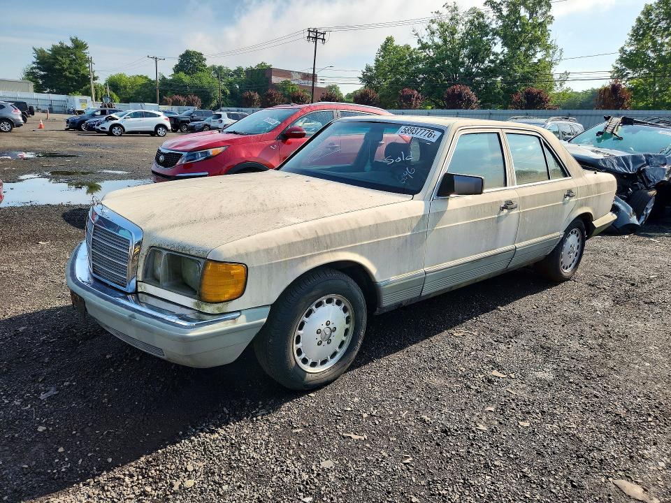 1984 MERCEDES-BENZ 300