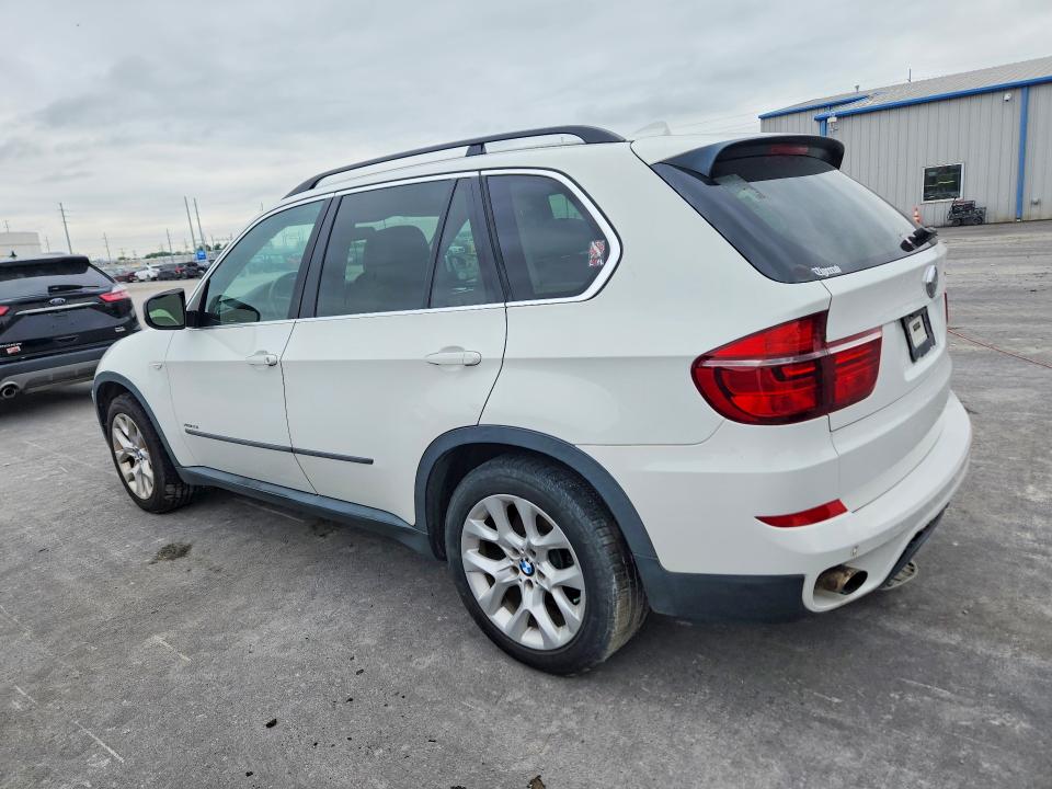 Photo 2 from auction – 2013 BMW X5 with VIN 5UXZV4C56DL993319