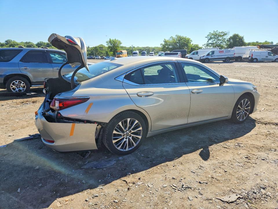 Photo 3 from auction – 2021 LEXUS ES 350 with VIN 58ADZ1B19MU085751
