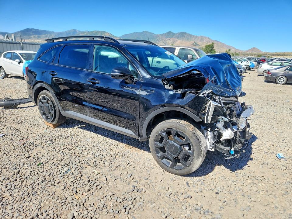 Photo 4 from auction – 2025 KIA SORENTO with VIN 5XYRHDJF0SG338599