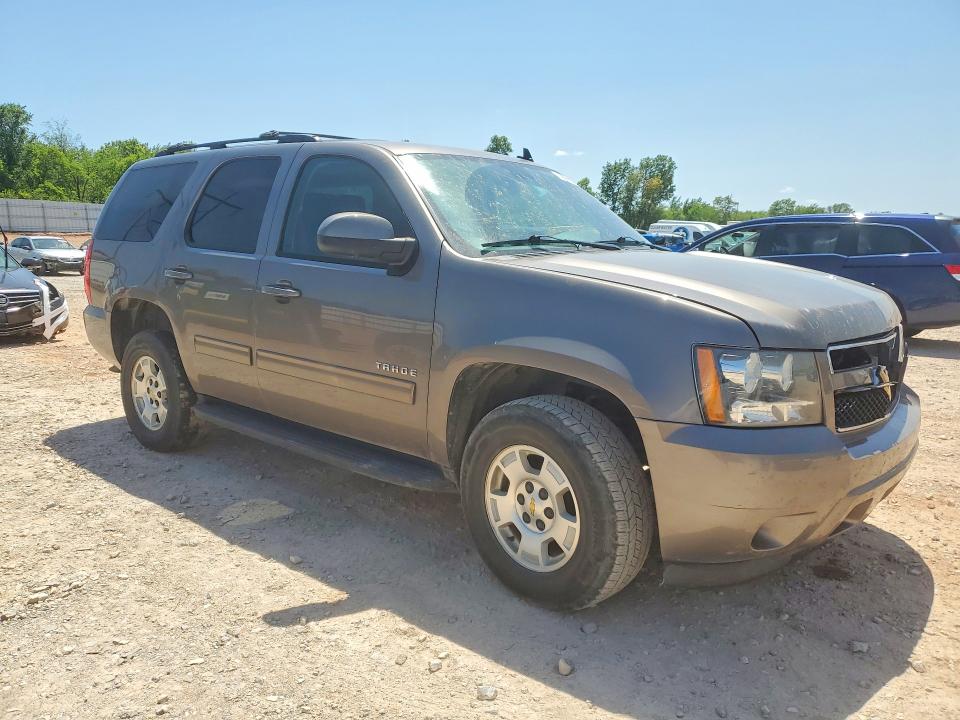 Photo 4 from auction – 2014 CHEVROLET TAHOE with VIN 1GNSKAE01ER120191
