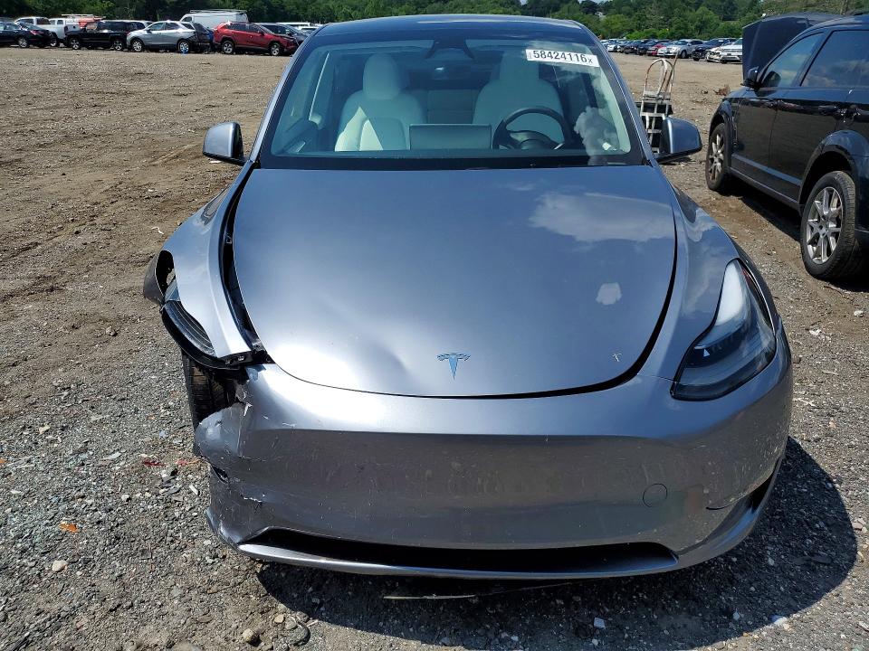 Photo 5 from auction – 2024 TESLA MODEL Y with VIN 7SAYGDEEXRA302520