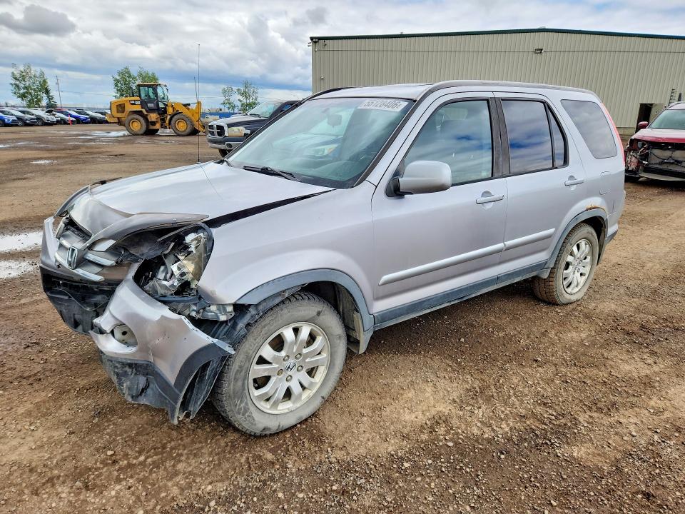 HONDA CR-V 2005 with VIN JHLRD78945C808836 - Photo from auction