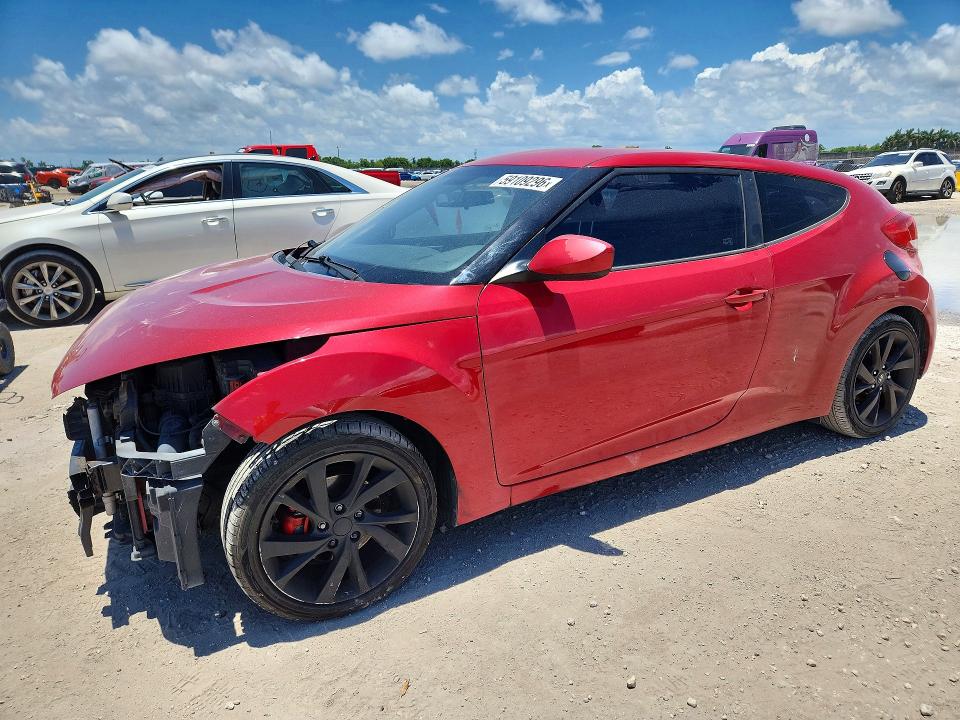 HYUNDAI VELOSTER 2016 مع رقم تعريف المركبة KMHTC6AD2GU265820 - صورة من المزاد