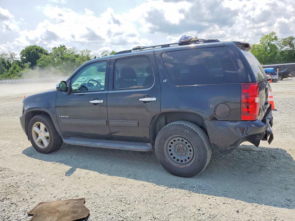 Photo 2 from auction – 2010 CHEVROLET TAHOE with VIN 1GNUCBE04AR145351