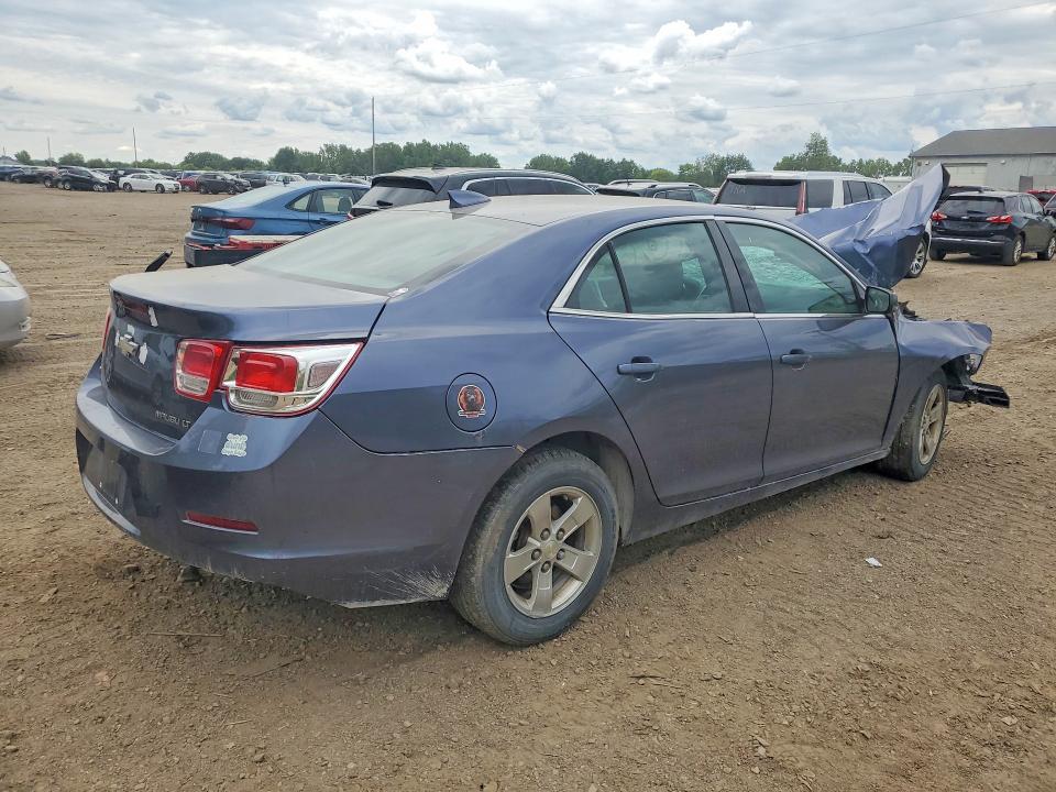 Photo 3 from auction – 2015 CHEVROLET MALIBU with VIN 1G11C5SL3FF231926