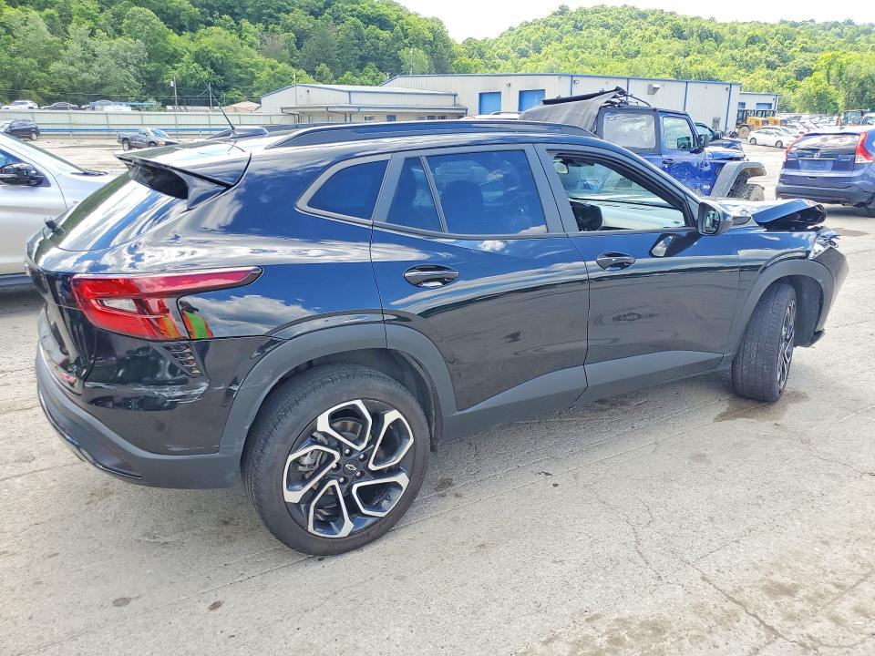 Photo 3 from auction – 2024 CHEVROLET TRAX with VIN KL77LJE26RC010563