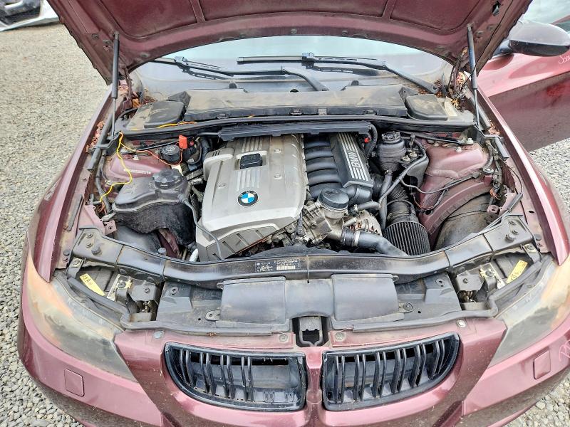 Foto 11 de la subasta – 2006 BMW 330 con VIN WBAVD33526KV63418