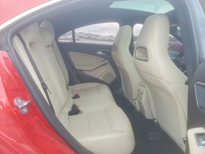 Photo 10 from auction – 2018 MERCEDES-BENZ CLA with VIN WDDSJ4EBXJN680720