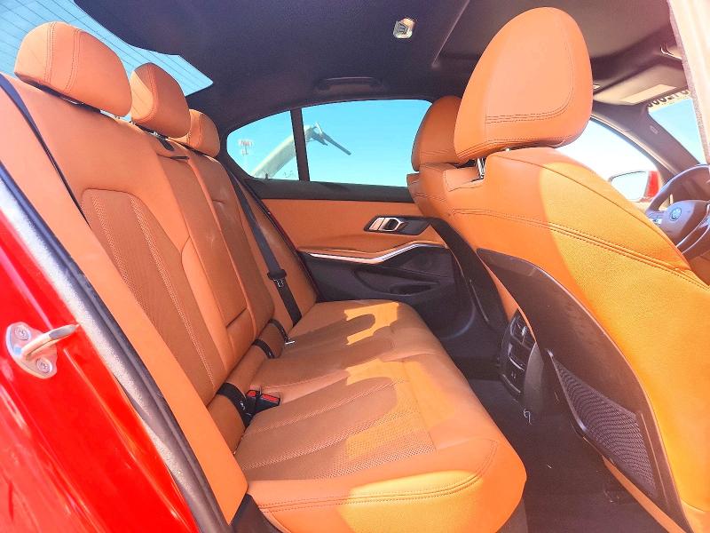 Photo 10 from auction – 2022 BMW 330E with VIN 3MW5P7J09N8C44037