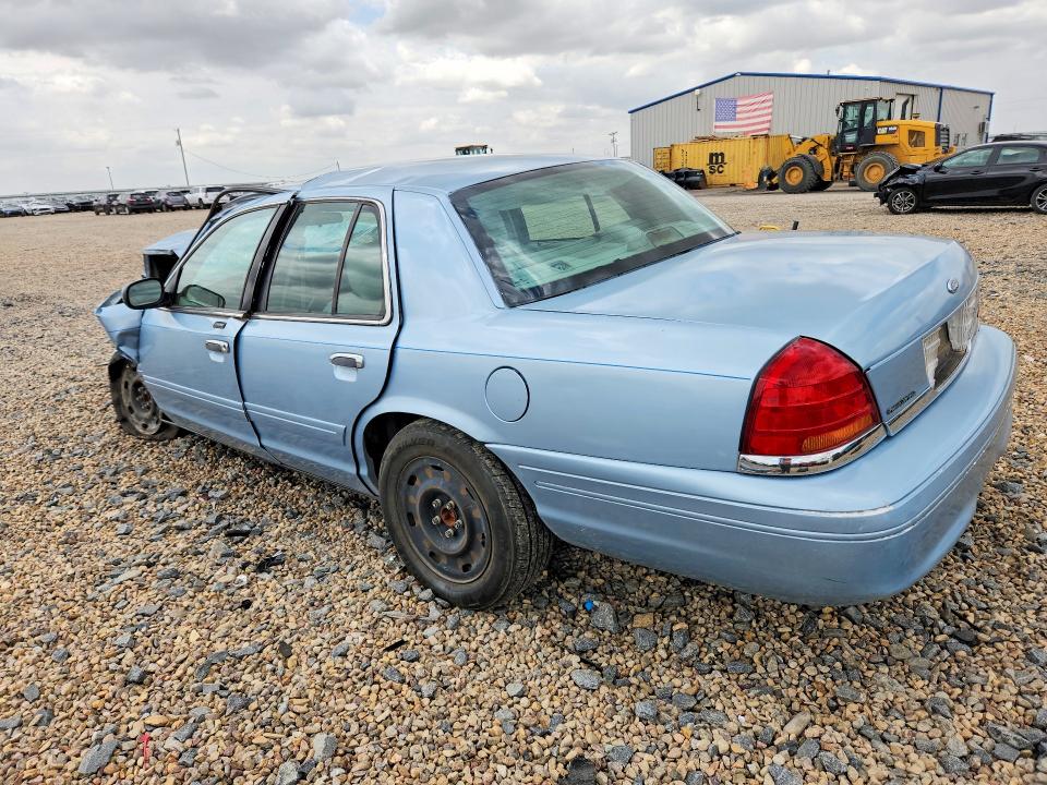 Photo 2 from auction – 2003 FORD CROWN VICTORIA with VIN 2FAFP73W83X123376