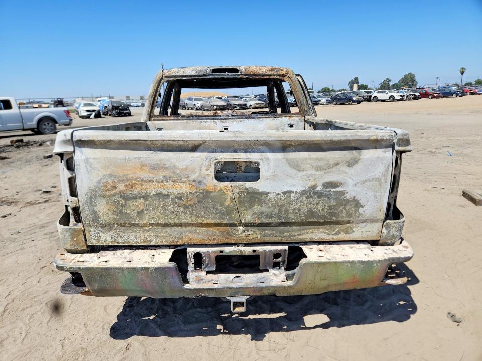 Photo 6 from auction – 2018 CHEVROLET SILVERADO with VIN 3GCUKRER9JG298343