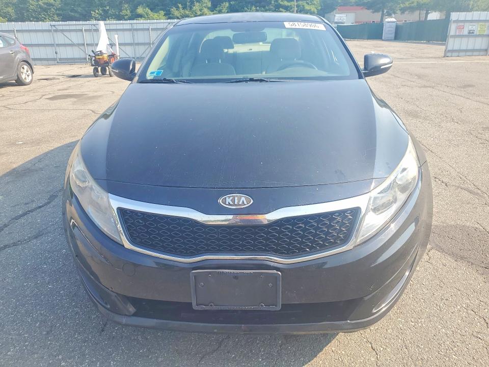 Zdjęcie 5 z aukcji – 2011 KIA OPTIMA z VIN KNAGM4A76B5127151