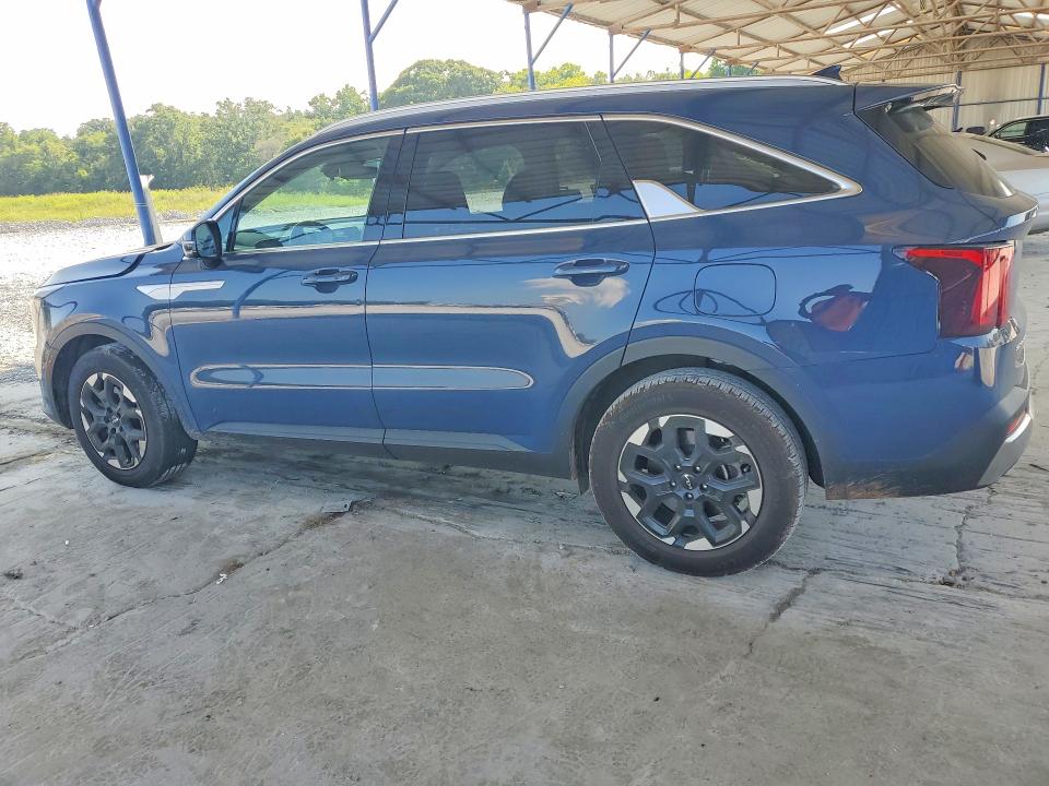 Photo 2 from auction – 2025 KIA SORENTO with VIN 5XYRL4JC5SG365320