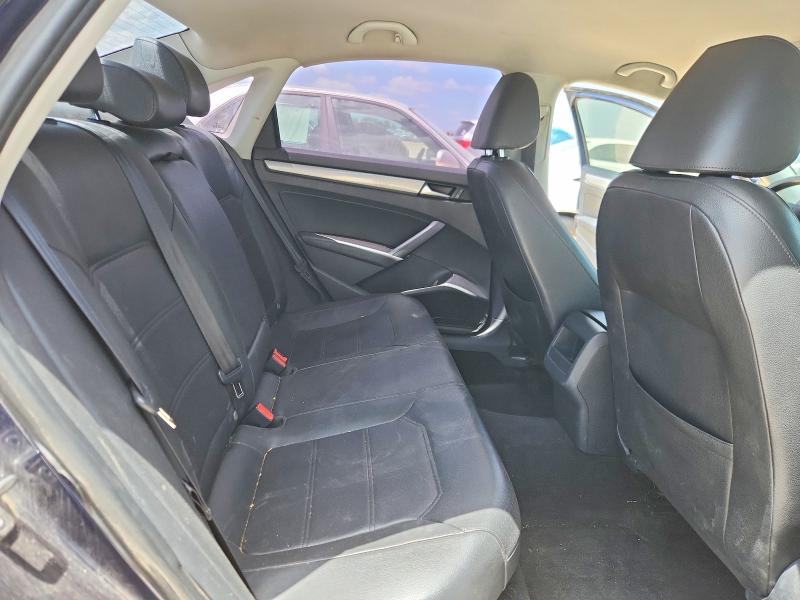 Photo 10 from auction – 2015 VOLKSWAGEN PASSAT with VIN 1VWAT7A36FC117714