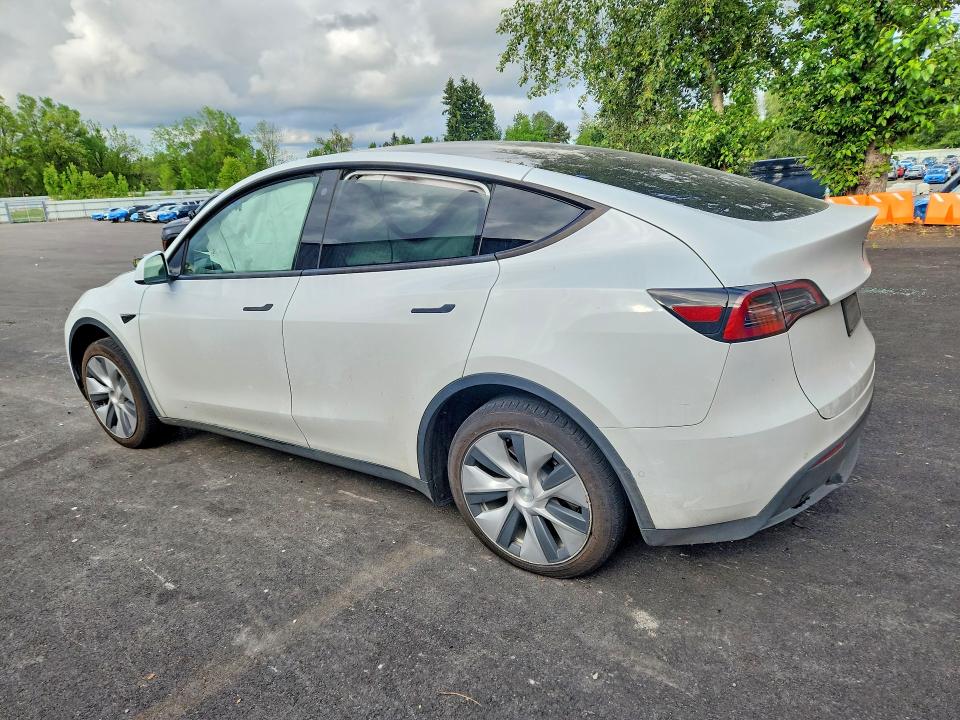 Photo 2 from auction – 2022 TESLA MODEL Y with VIN 7SAYGDEE7NF407240