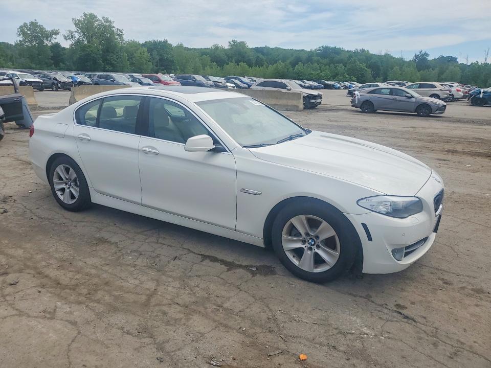 Photo 4 from auction – 2013 BMW 528 with VIN WBAXH5C52DD110510