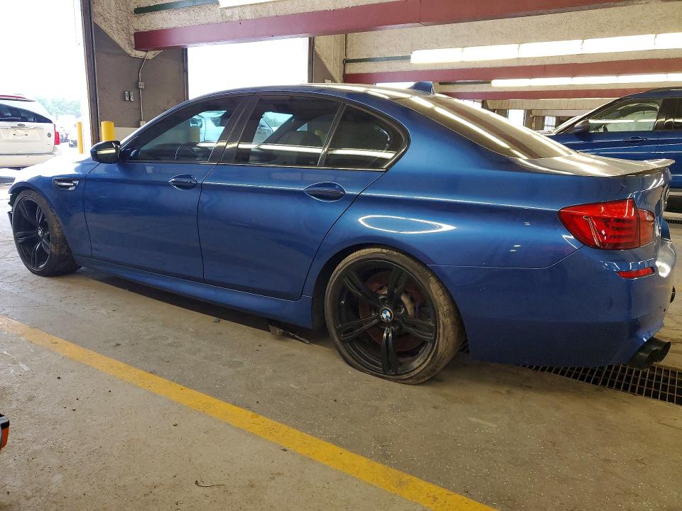 Photo 2 from auction – 2013 BMW M5 with VIN WBSFV9C56DD095999