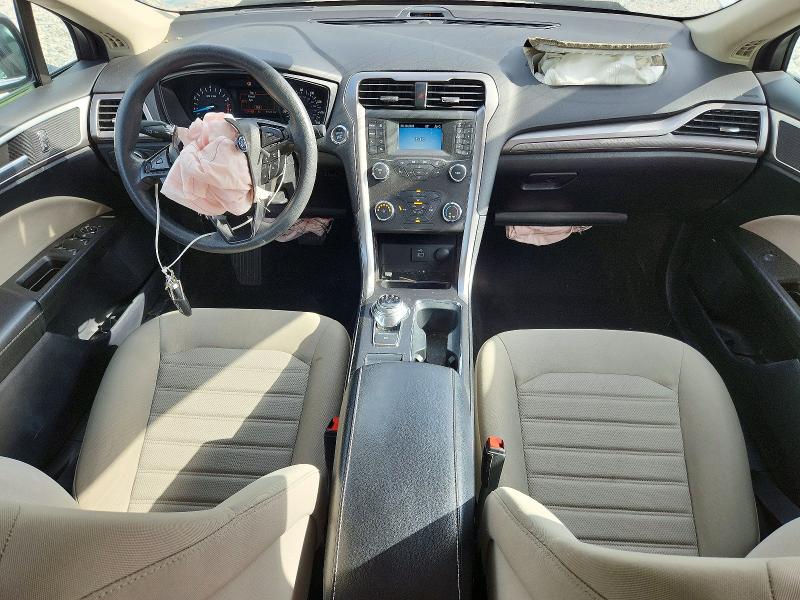 Photo 8 from auction – 2020 FORD FUSION with VIN 3FA6P0G79LR262585