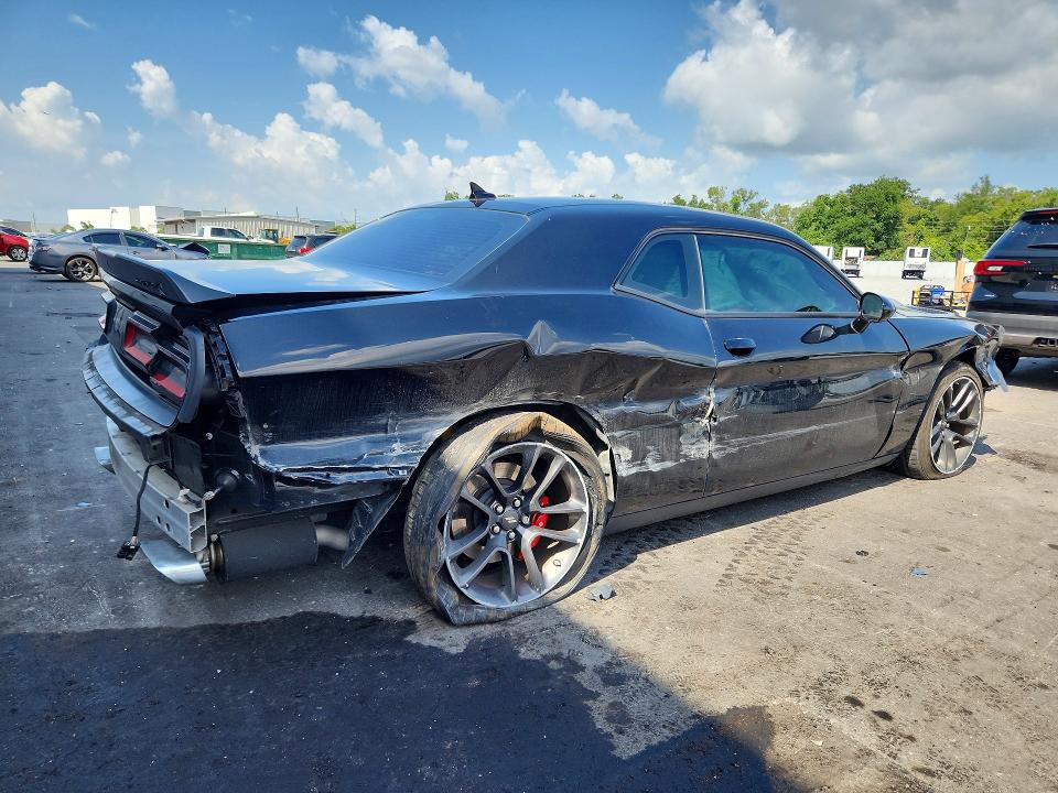 Photo 3 from auction – 2022 DODGE CHALLENGER with VIN 2C3CDZFJ0NH254823
